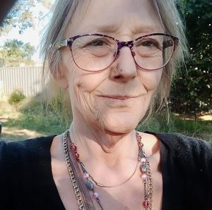 Meet your Posher, Toni